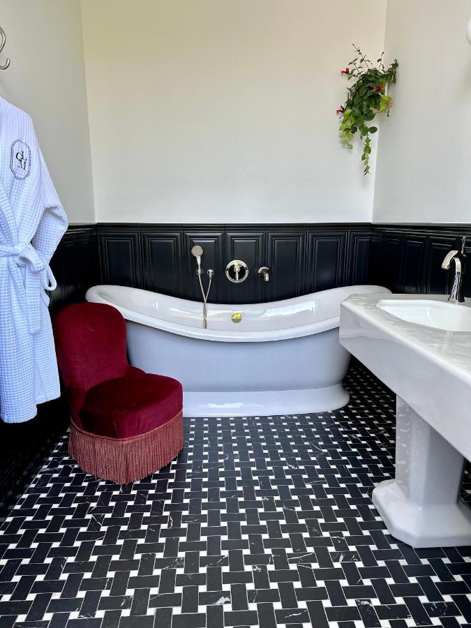 La Grande Maison Lgm Lesches Экстерьер фото