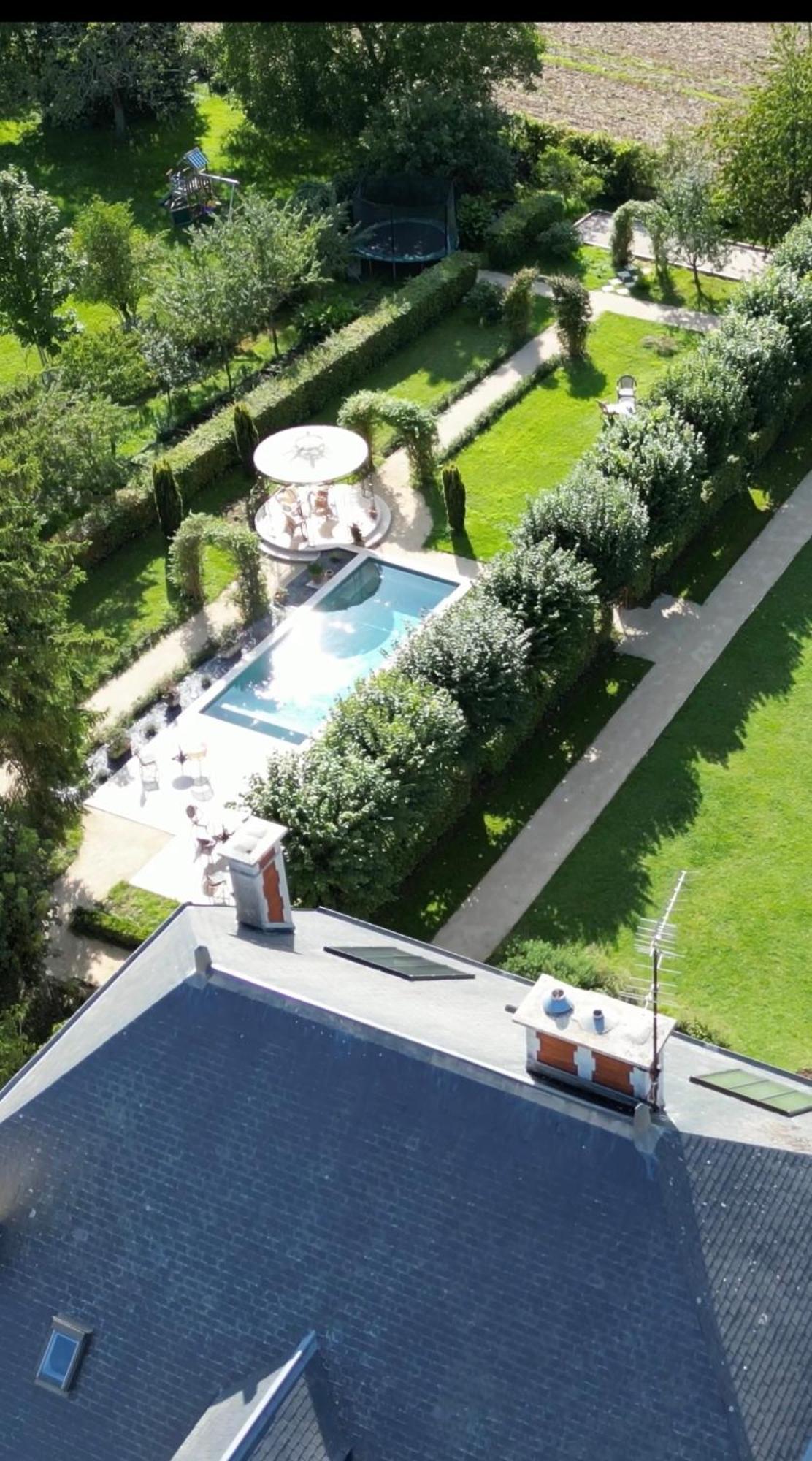 La Grande Maison Lgm Lesches Экстерьер фото