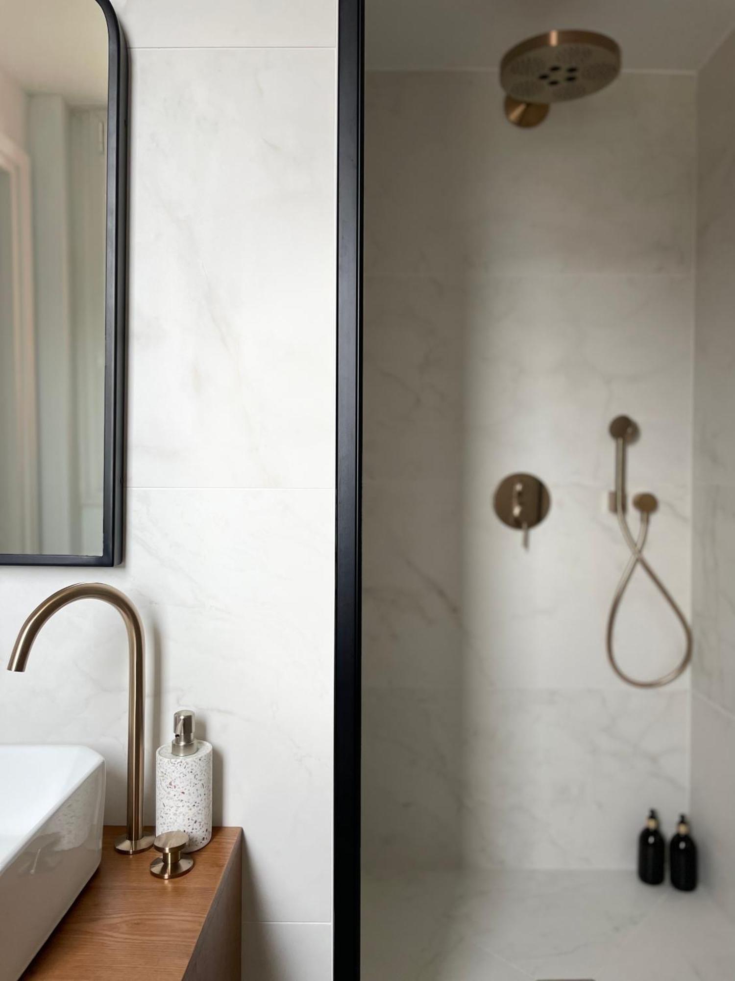 La Grande Maison Lgm Lesches Экстерьер фото