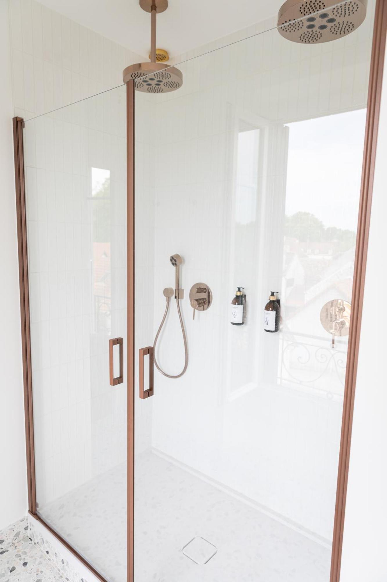 La Grande Maison Lgm Lesches Экстерьер фото