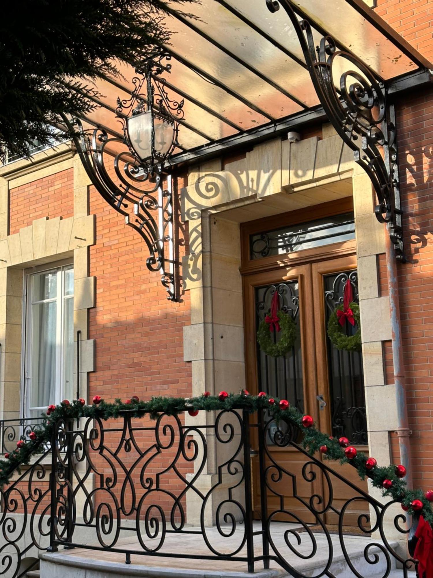 La Grande Maison Lgm Lesches Экстерьер фото